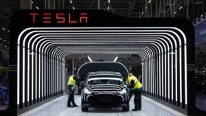 Tesla's India Entry Stalled as Local Firms Oppose Reduced EV Import Tax: Report