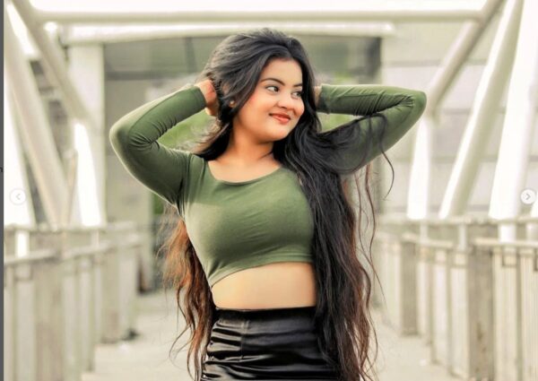 Indian Instagram Influencer Gungun Gupta New Leaked MMS Shared Online