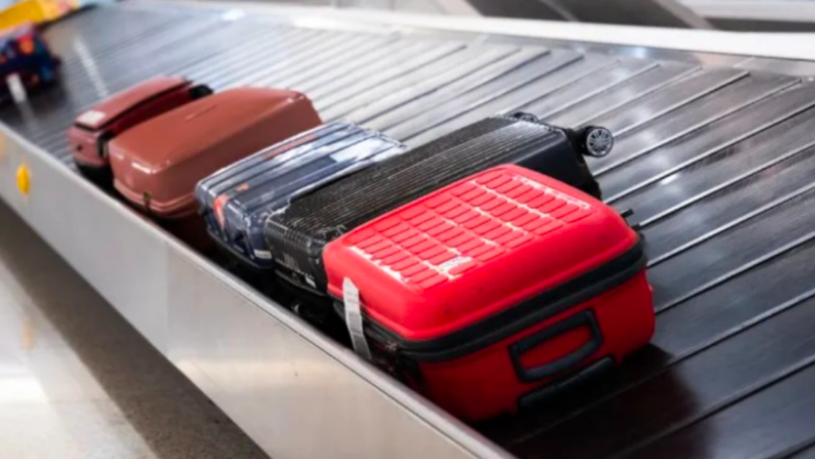Travelers Face Soaring Luggage Fees